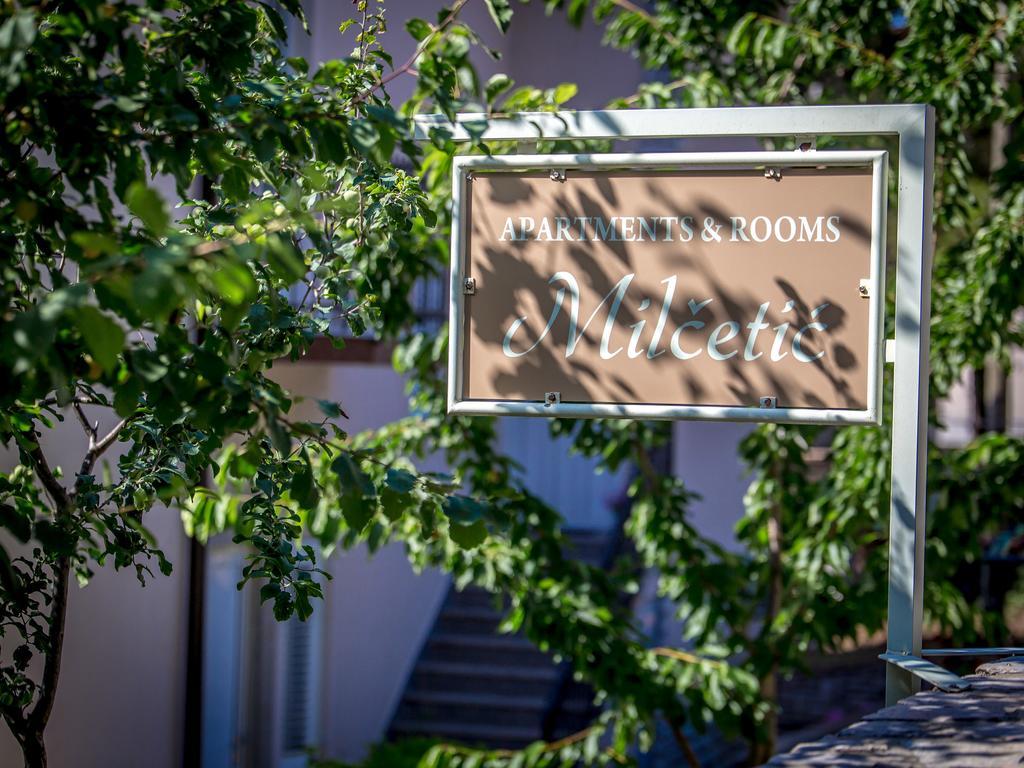 מאלינסקה Apartments & Rooms Milcetic M מראה חיצוני תמונה