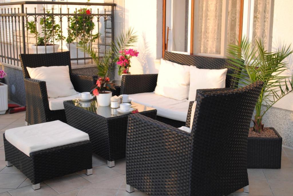 מאלינסקה Apartments & Rooms Milcetic M מראה חיצוני תמונה